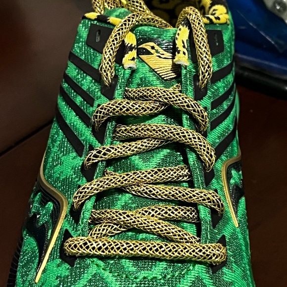 Saucony Kinvara 12 St. Patrick’s Pattys Day Clover Green shoes sneakers Mens 9.5 - Picture 11 of 16